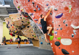 Intro to Bouldering
