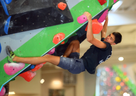 Intro to Bouldering
